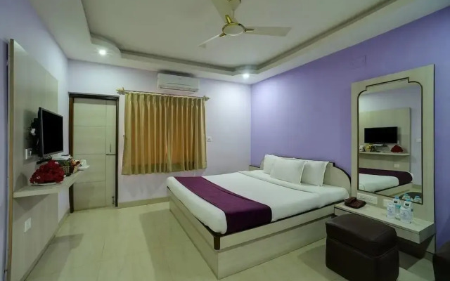 Cozzet Hotel