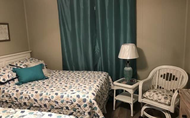 Seaside Retreat - 201 - 2 Br Condo