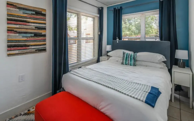 Cute 2BR Home off RoRo by WanderJaunt