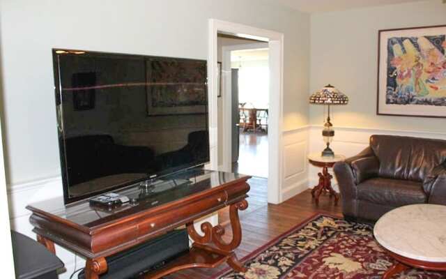 803 Commercial St Home