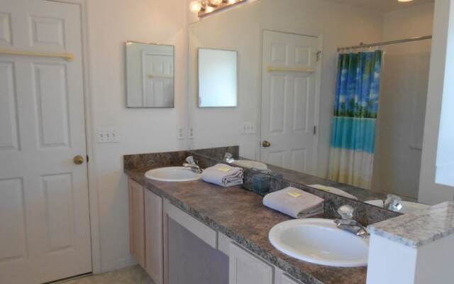 300 Kokomo Loop House