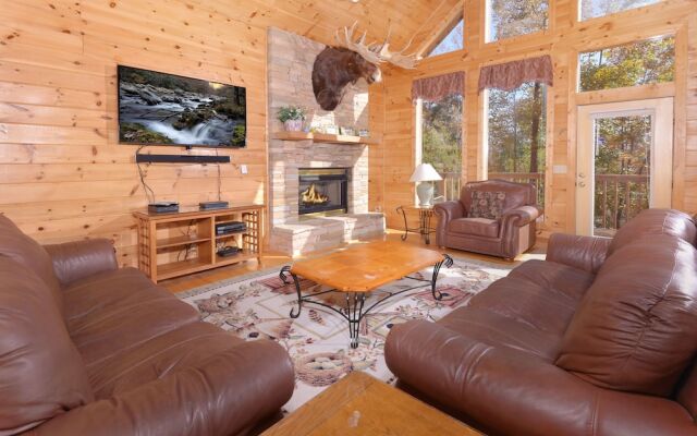 Life Of Luxury 12 - Eight Bedroom Cabin