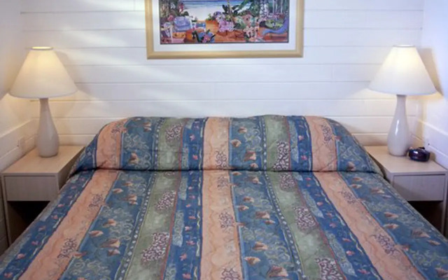 Commodore Beach Club Condo