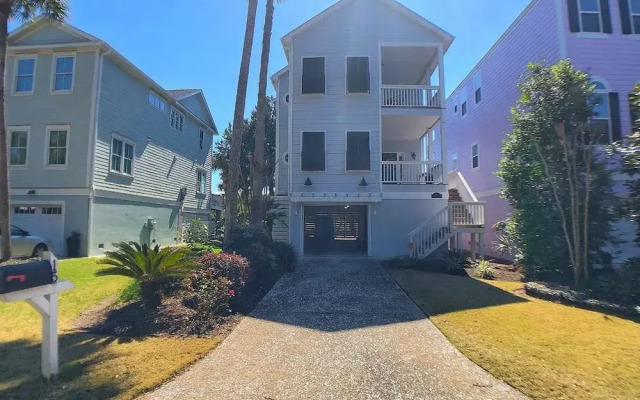 Yacht Harbor 15 - 4 Br Home