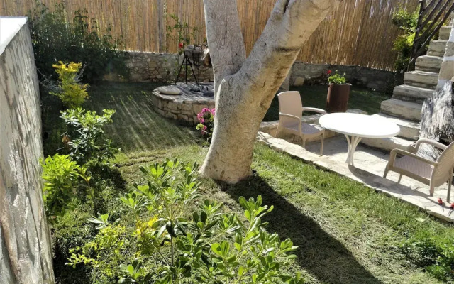 Villa Lithos