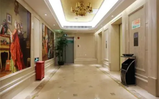 Vienna Hotel Mix City
