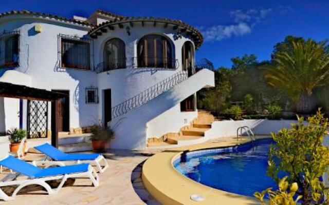 La Madrugada - Luxury Moraira Villa With Private Heated Pool