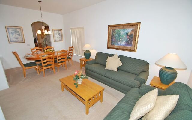 Janet's West Haven 4 Bedroom Home by Redawning