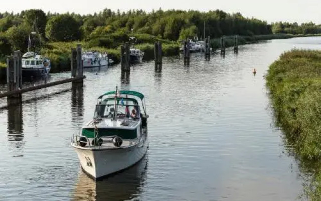 Nautic Rentals - Marinapark Oude-Tonge