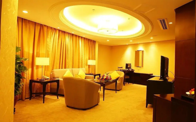 Fengdu Holiday Hotel