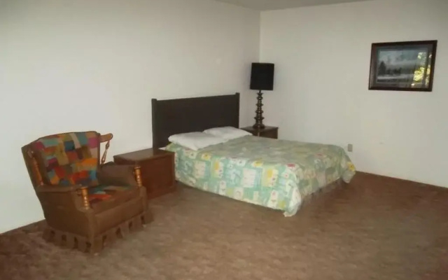 Hillside Inn