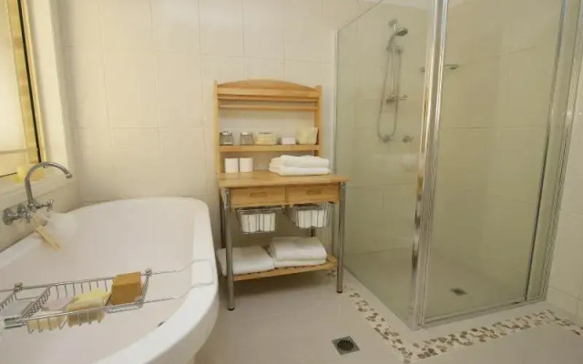 Currumbin Hideaway Holiday Home