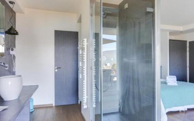 Le Clos Du Lac - Maison DHôtes - Guest House