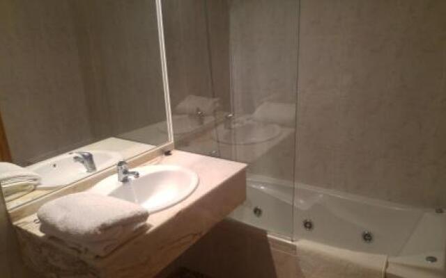 Hostal Rosaleda