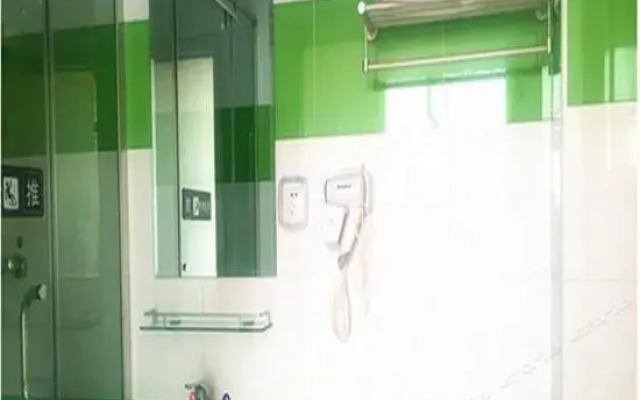7Days Inn Zhangjiakou Xuanhua Caishenmiao Street
