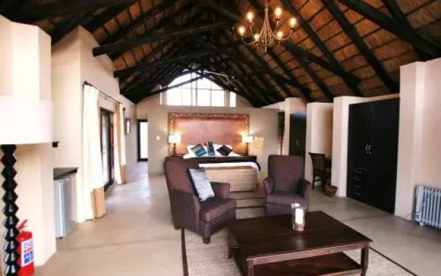 Buffalo Thorn Lodge