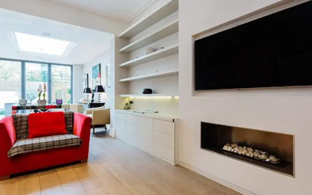 Veeve Gorgeous Family Home In Clapham Rodenhurst Road