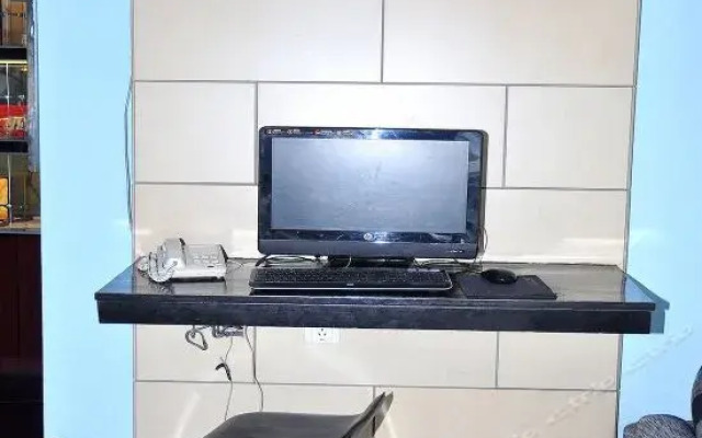 Super 8 Hotel Zibo Tong Qian