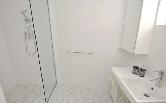 Darlinghurst Furnished Apartments 305 Pelican Street