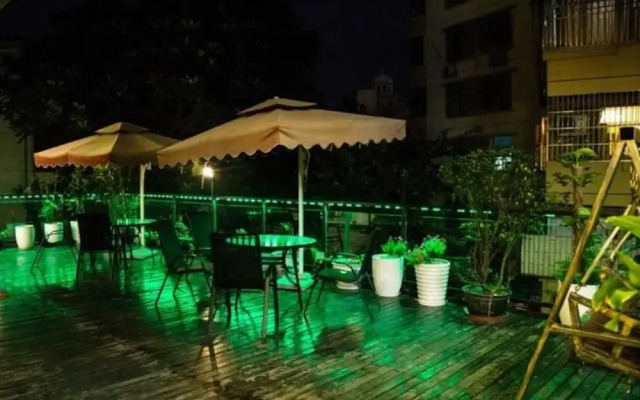 Green Tree Alliance Zhuhai Lover Road Jingshan Park Hotel