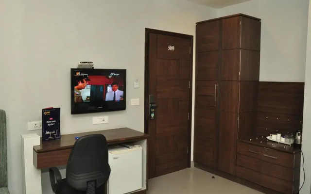 OYO Premium Mall Road Amritsar