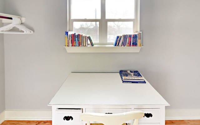 Eastside Escape - 4 Br Home