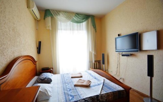 Aparton Krasnaya 22