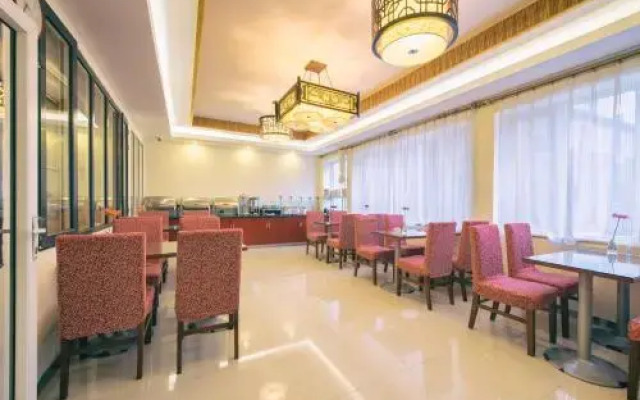 Elan Hotel (Chengdu Luomashi Wenshu Monastery Subway Station Xindian)
