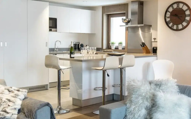 Whistler Lodge by Alpine Resorts