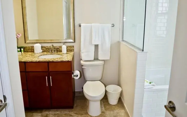 Doral Dolphin Mall Apartments by NUOVO
