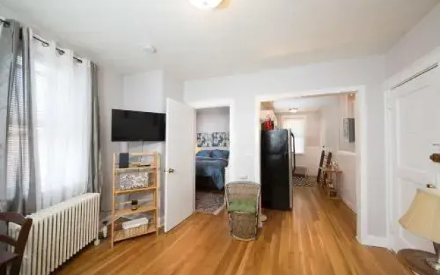 Longwood Medical one bed