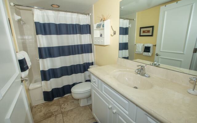 Inlet Reef 516 2 Bedroom Condo by RedAwning