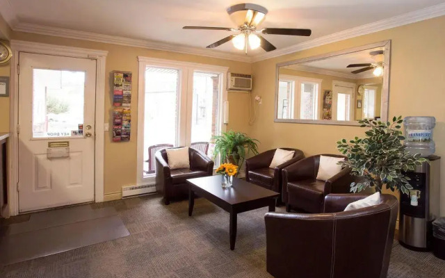 Town and Country Motel