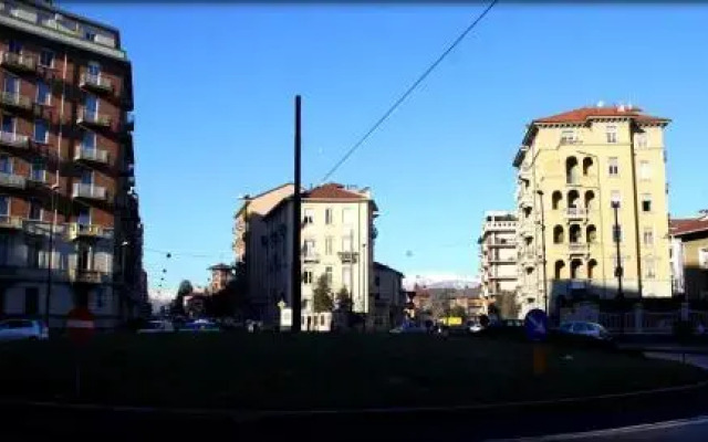 Parco della Tesoriera Bright Apartment