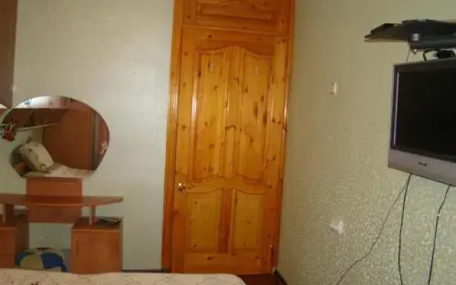 Apartment on mikroraion Parus