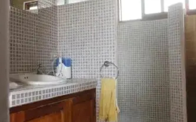 Casa Amarilla