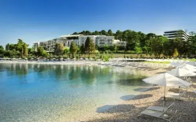 Old Stone Holiday Home