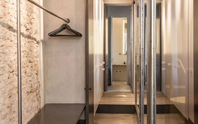Rental in Rome Loophouse