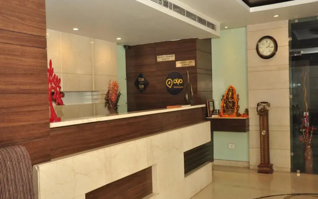OYO Premium Mall Road Amritsar