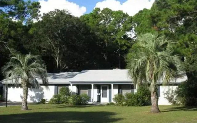 Hollybourne II - 3 Br Home