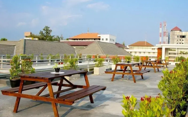 Hotel Marni Mulya