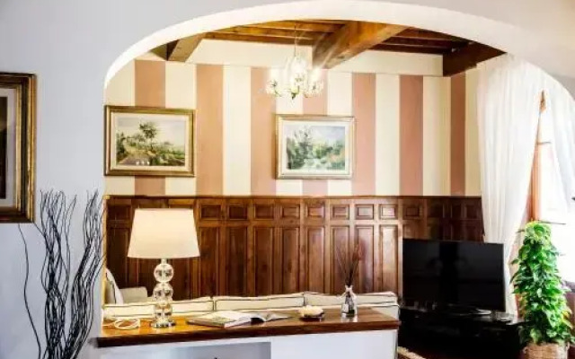 Villa LeonLori
