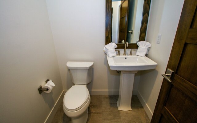 Creek#1334 - 3 Br Condo