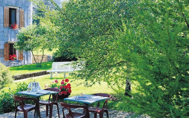 Logis Hôtel les Sapins