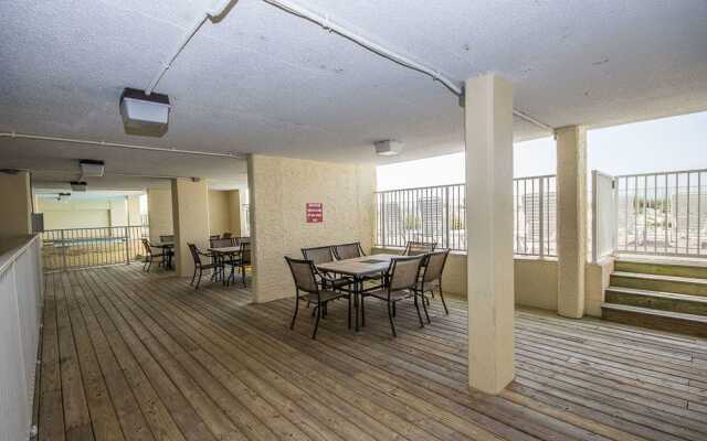 Castaways 6B - 2 Br condo