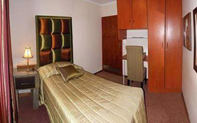Lentha's Lodge
