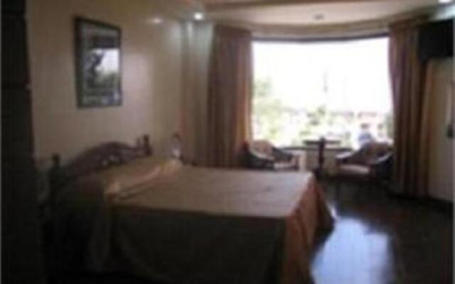 Rivera Hotel Tagaytay