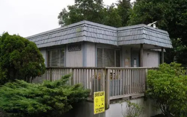 Long beach Camping Resort Yurt 12