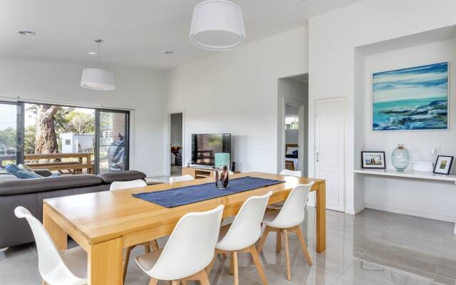 Diamond Bay Beach House