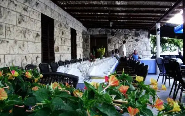 Guesthouse Pomena